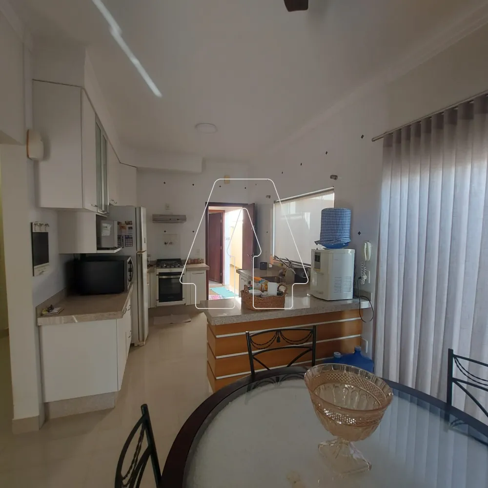 Comprar Casa / Condom&iacute;nio em Ara&ccedil;atuba R$ 1.600.000,00 - Foto 7