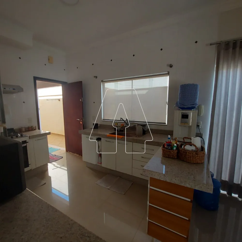 Comprar Casa / Condom&iacute;nio em Ara&ccedil;atuba R$ 1.600.000,00 - Foto 14