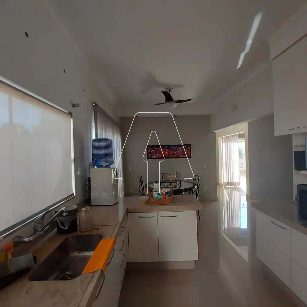 Comprar Casa / Condom&iacute;nio em Ara&ccedil;atuba R$ 1.600.000,00 - Foto 10