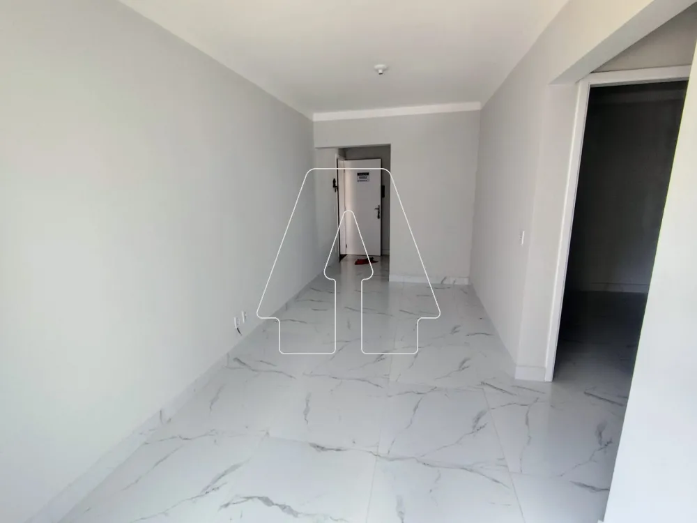 Comprar Apartamento / Padr&atilde;o em Ara&ccedil;atuba R$ 155.000,00 - Foto 2