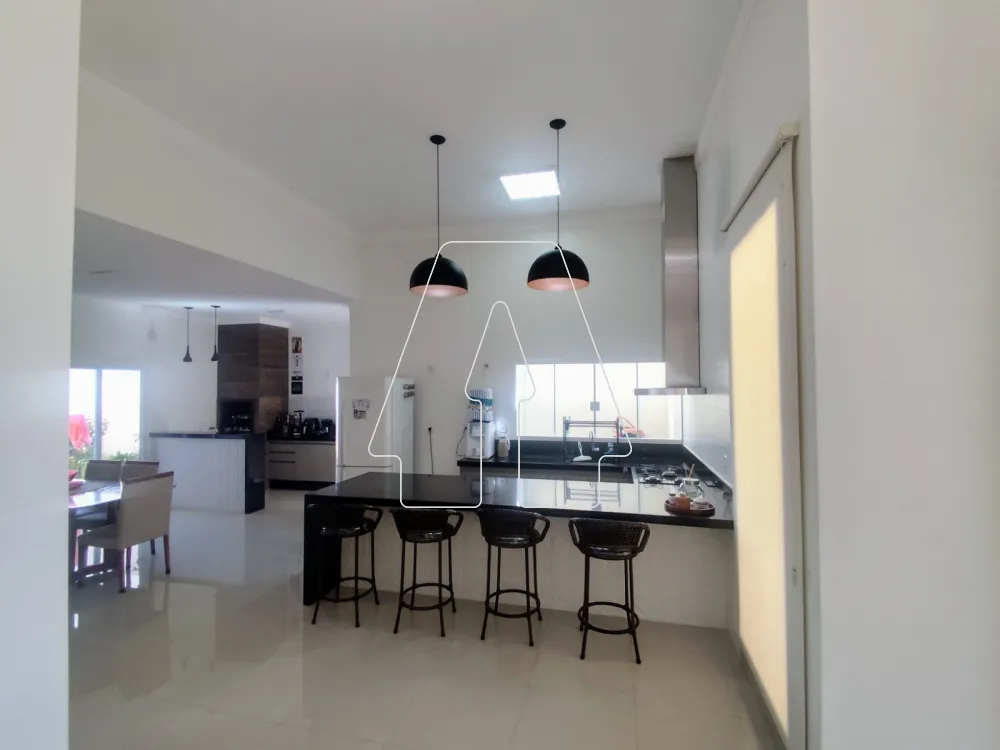 Comprar Casa / Condom&iacute;nio em Ara&ccedil;atuba R$ 800.000,00 - Foto 5