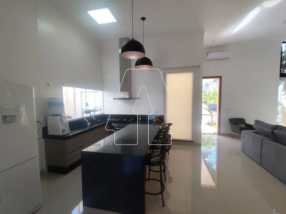 Comprar Casa / Condom&iacute;nio em Ara&ccedil;atuba R$ 800.000,00 - Foto 6