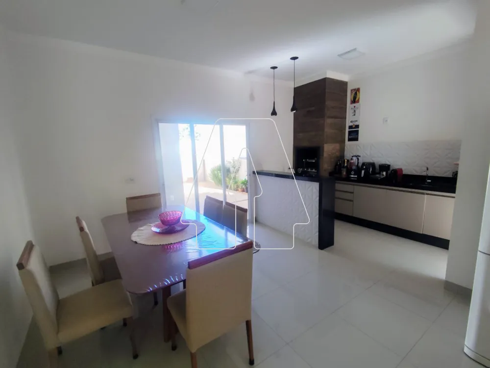 Comprar Casa / Condom&iacute;nio em Ara&ccedil;atuba R$ 800.000,00 - Foto 4
