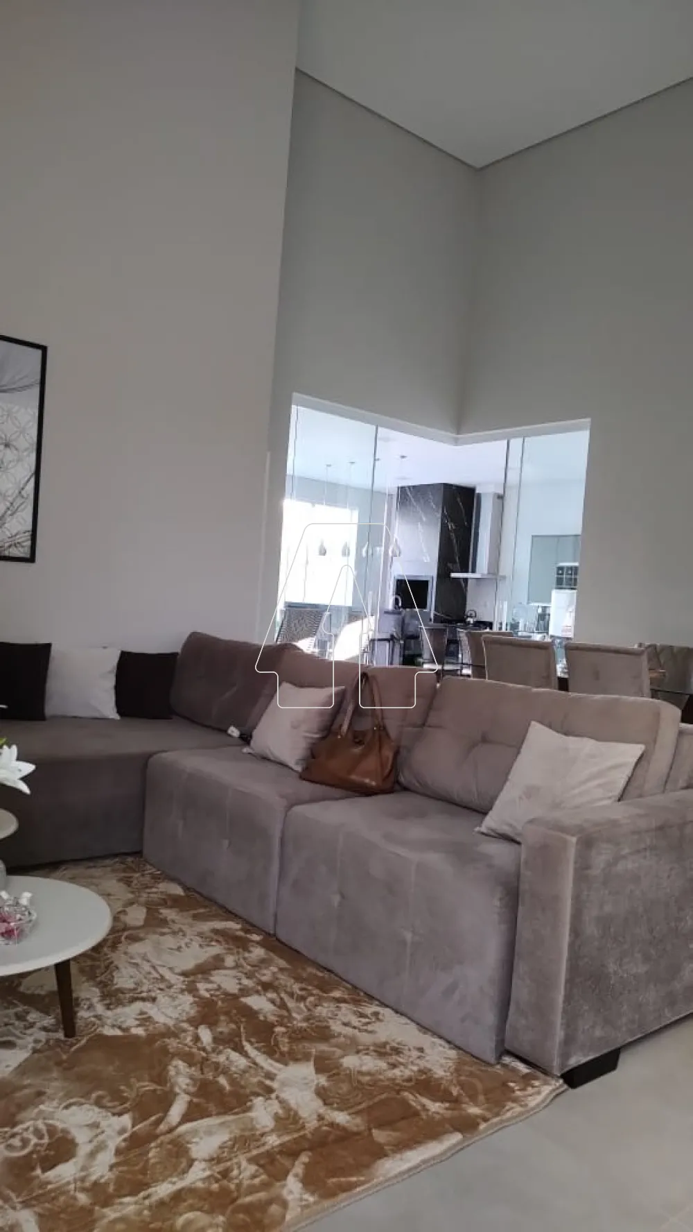 Comprar Casa / Condom&iacute;nio em Ara&ccedil;atuba R$ 1.350.000,00 - Foto 2