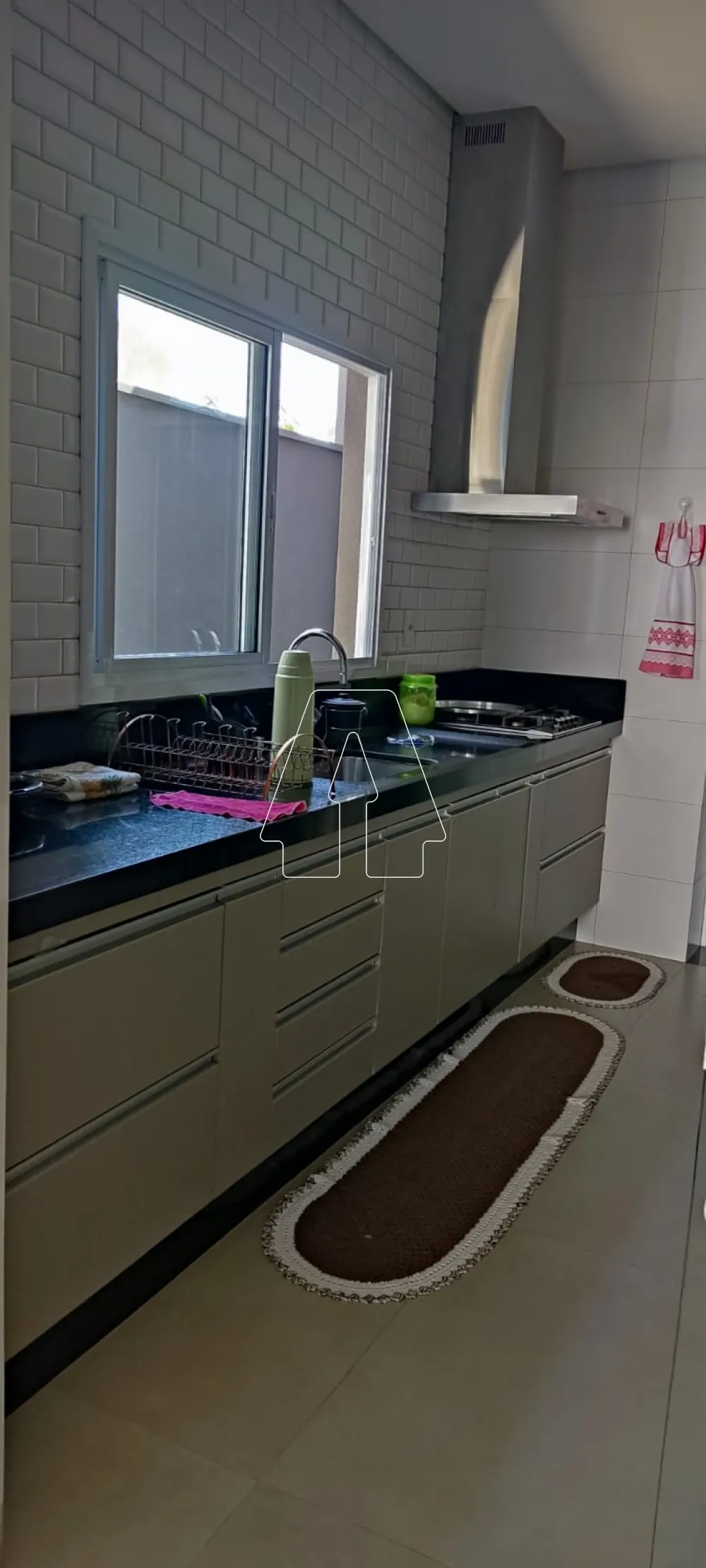 Comprar Casa / Condom&iacute;nio em Ara&ccedil;atuba R$ 1.350.000,00 - Foto 6