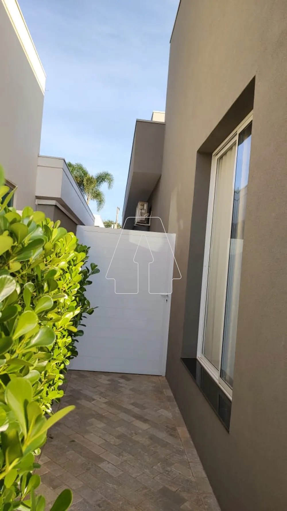 Comprar Casa / Condom&iacute;nio em Ara&ccedil;atuba R$ 1.350.000,00 - Foto 25