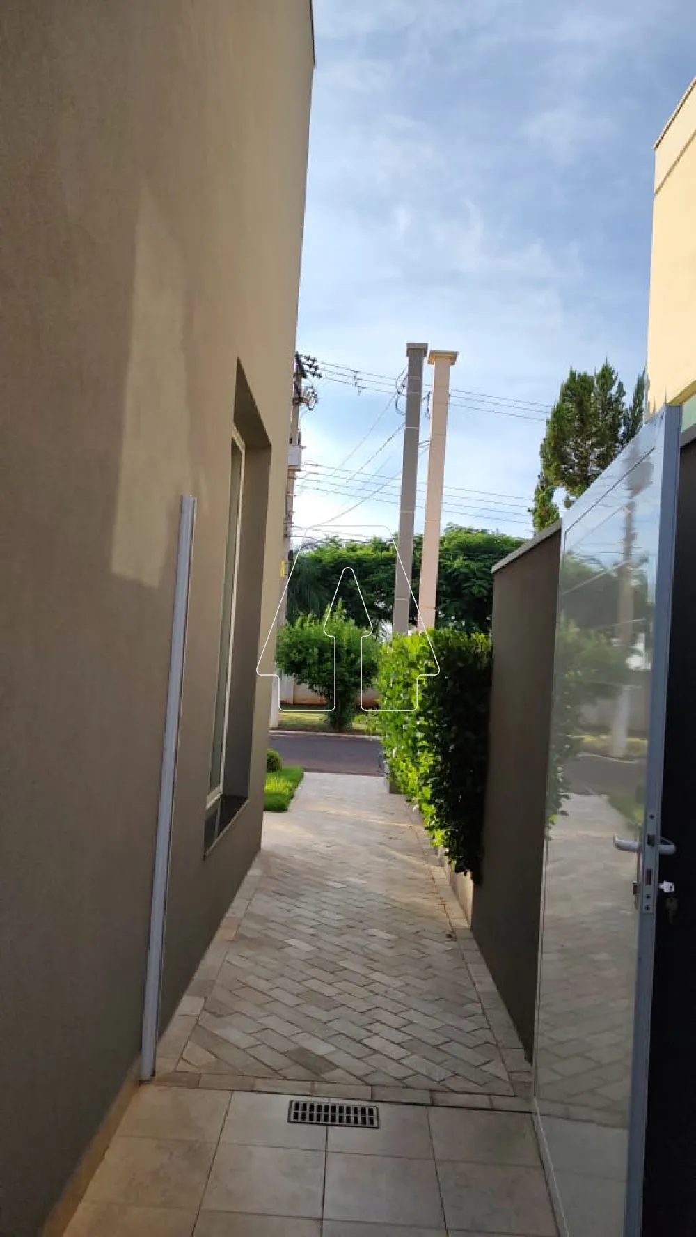 Comprar Casa / Condom&iacute;nio em Ara&ccedil;atuba R$ 1.350.000,00 - Foto 24