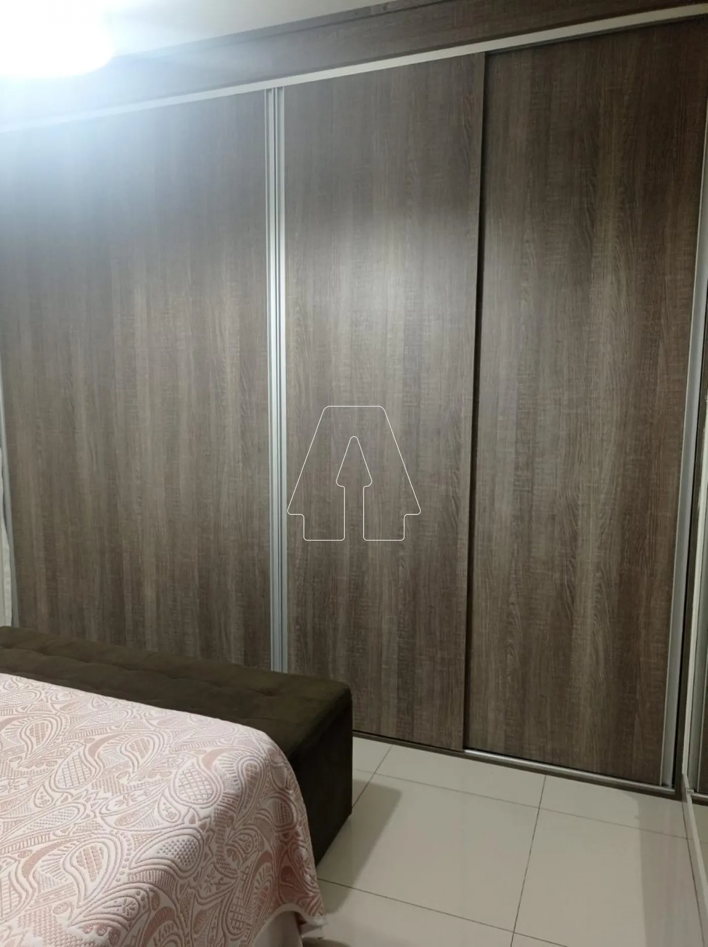 Comprar Casa / Residencial em Ara&ccedil;atuba R$ 590.000,00 - Foto 24
