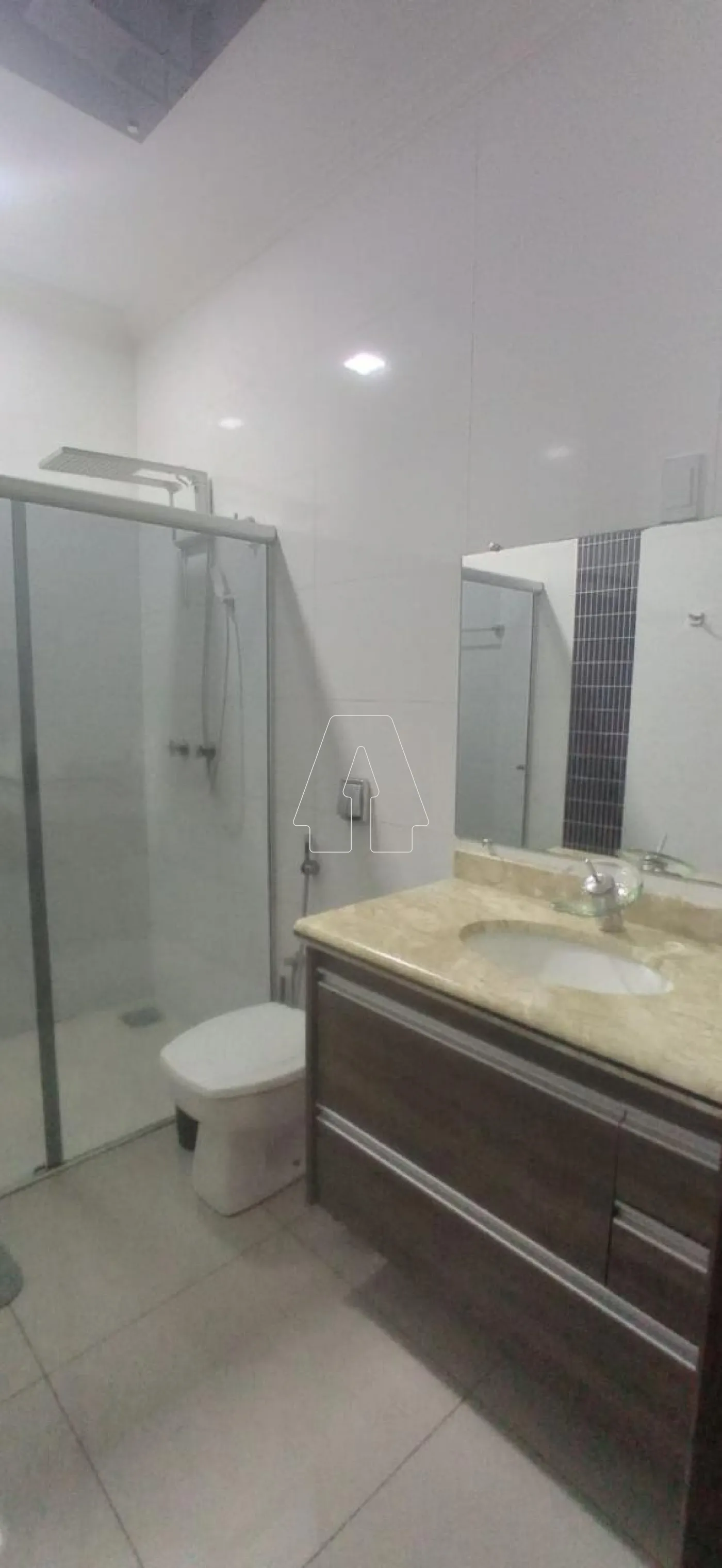 Comprar Casa / Residencial em Ara&ccedil;atuba R$ 590.000,00 - Foto 12