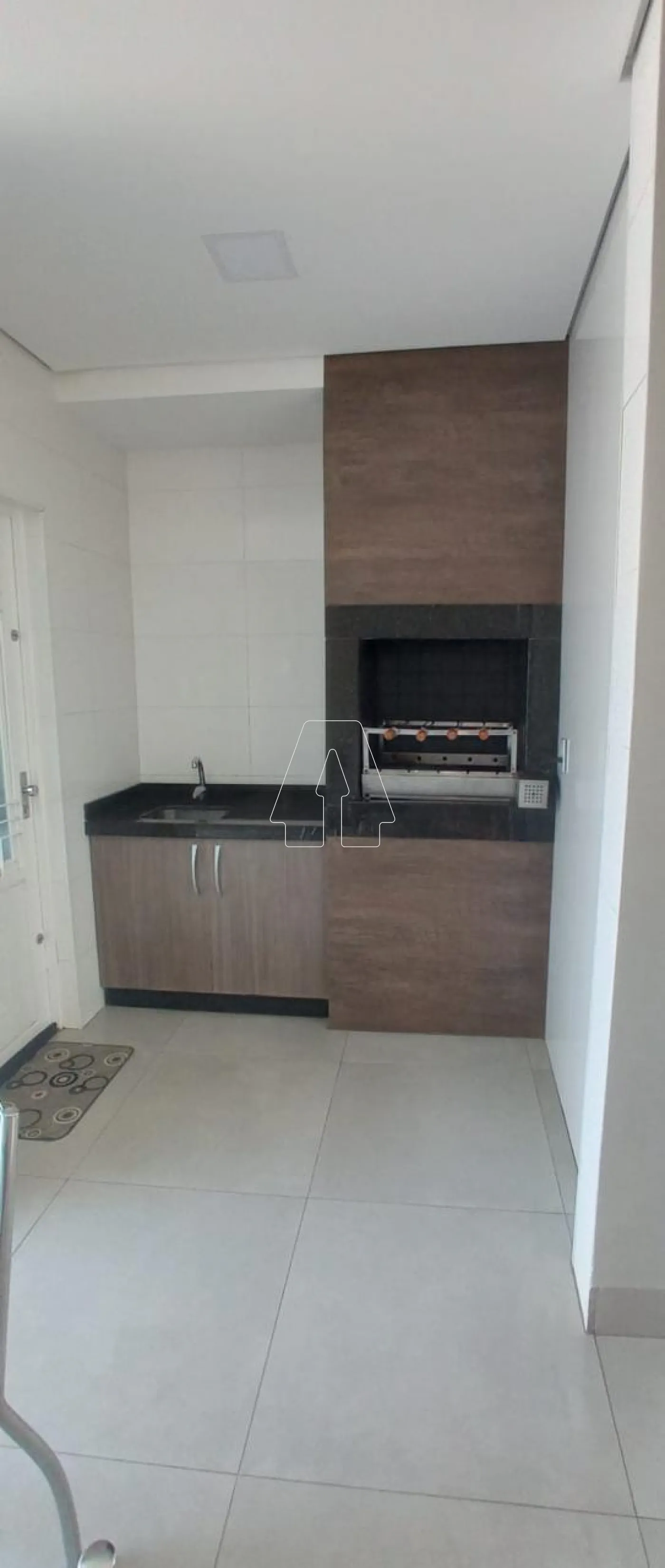 Comprar Casa / Residencial em Ara&ccedil;atuba R$ 590.000,00 - Foto 34