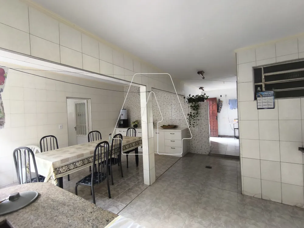 Comprar Casa / Residencial em Ara&ccedil;atuba R$ 550.000,00 - Foto 18