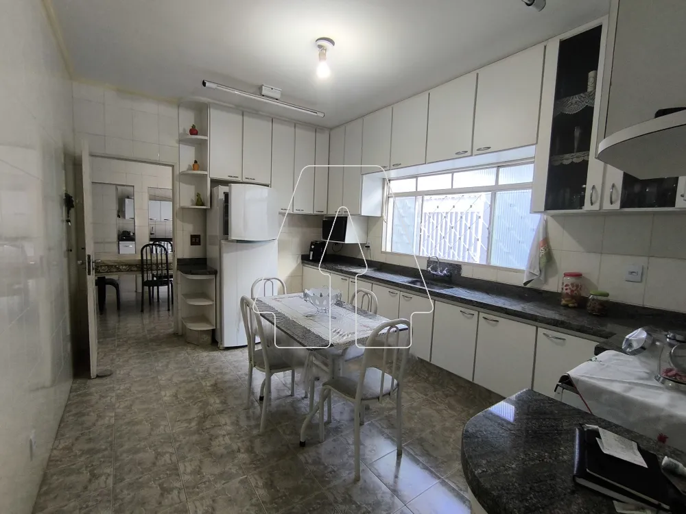 Comprar Casa / Residencial em Ara&ccedil;atuba R$ 550.000,00 - Foto 7