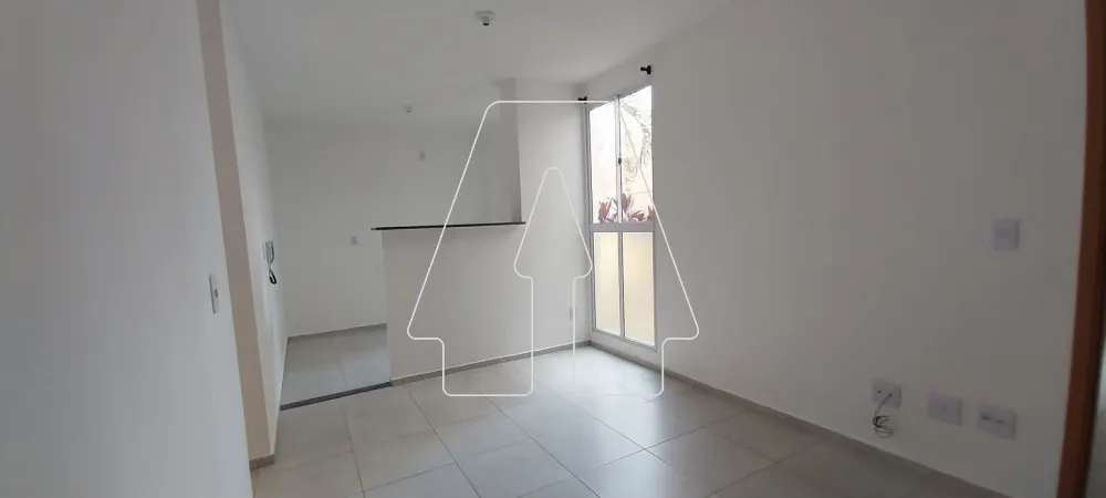 Comprar Apartamento / Padr&atilde;o em Ara&ccedil;atuba R$ 140.000,00 - Foto 5
