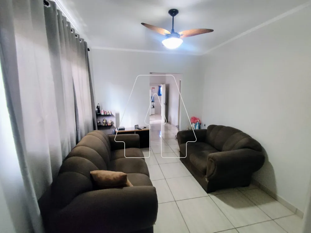 Comprar Casa / Residencial em Ara&ccedil;atuba R$ 320.000,00 - Foto 1
