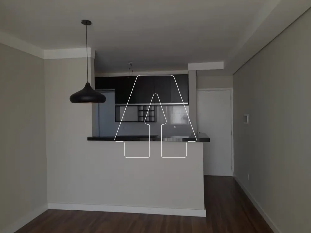 Comprar Apartamento / Padr&atilde;o em Ara&ccedil;atuba R$ 230.000,00 - Foto 2