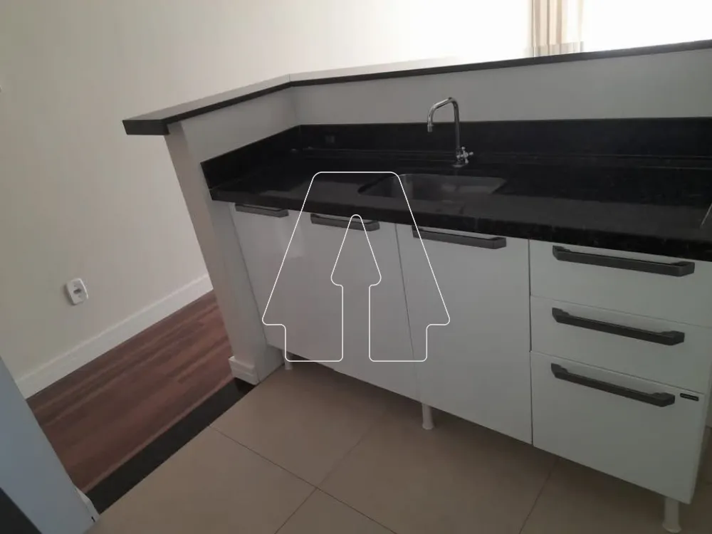 Comprar Apartamento / Padr&atilde;o em Ara&ccedil;atuba R$ 230.000,00 - Foto 4