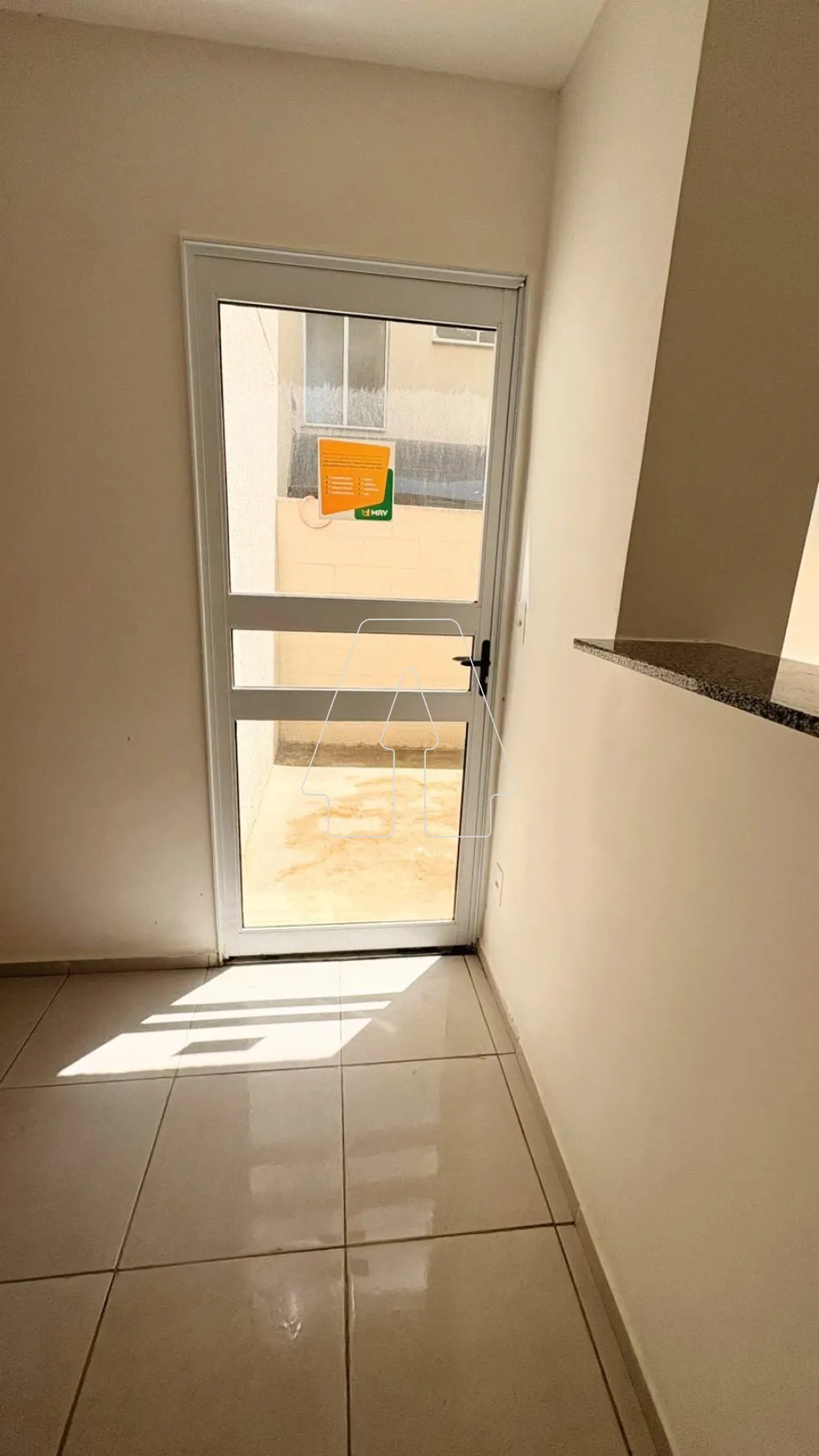 Comprar Apartamento / Padr&atilde;o em Ara&ccedil;atuba R$ 140.000,00 - Foto 9