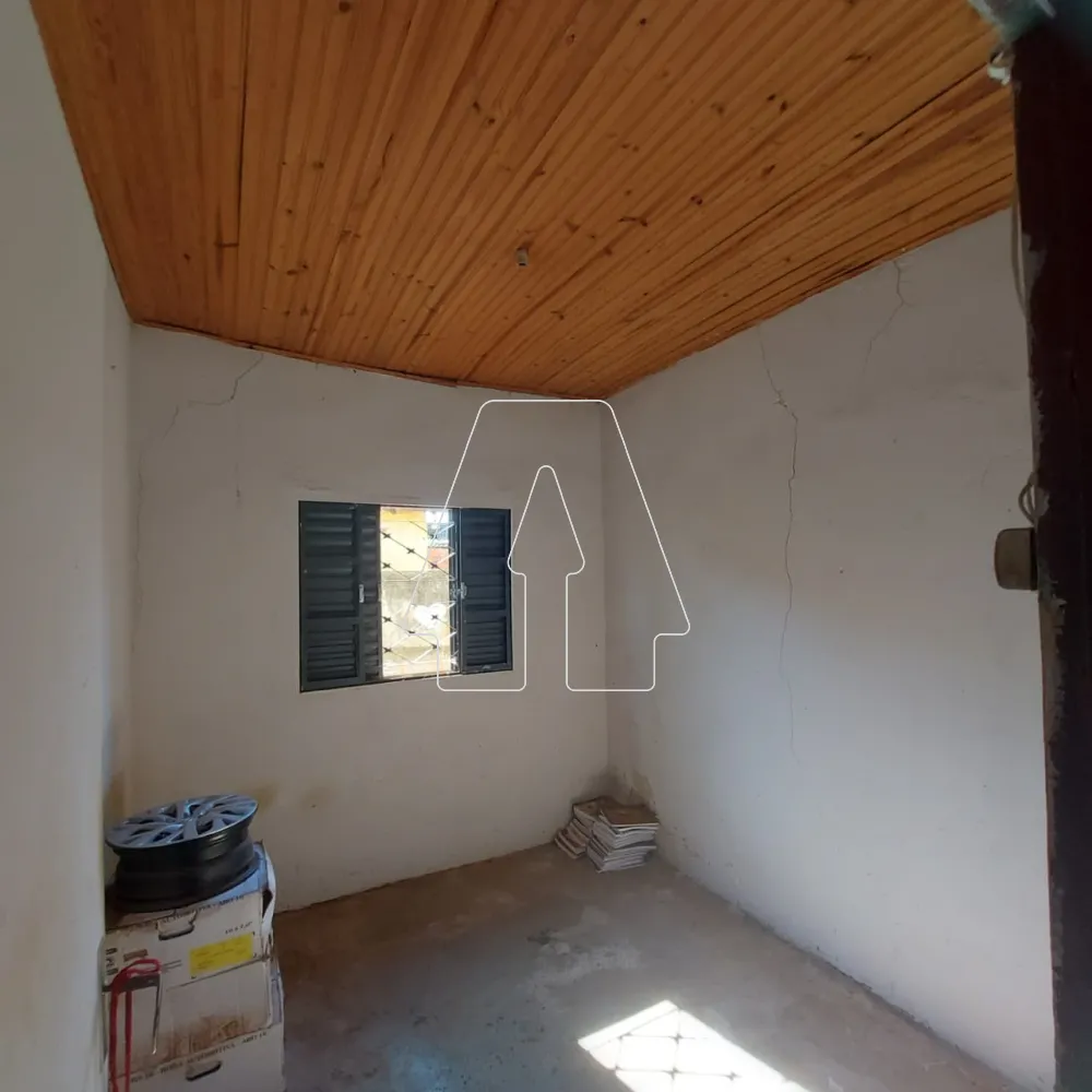 Comprar Casa / Residencial em Ara&ccedil;atuba R$ 110.000,00 - Foto 2