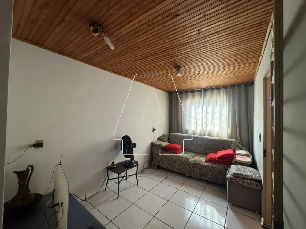 Comprar Casa / Residencial em Ara&ccedil;atuba R$ 200.000,00 - Foto 1