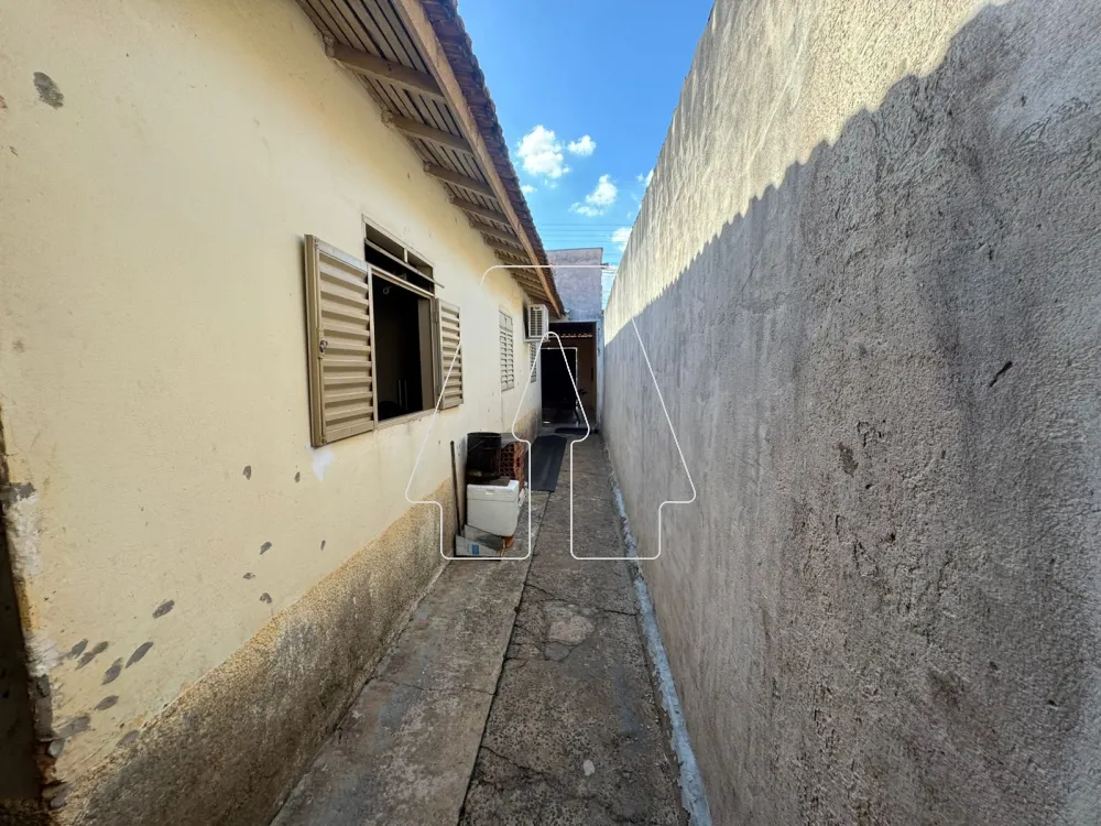 Comprar Casa / Residencial em Ara&ccedil;atuba R$ 200.000,00 - Foto 12