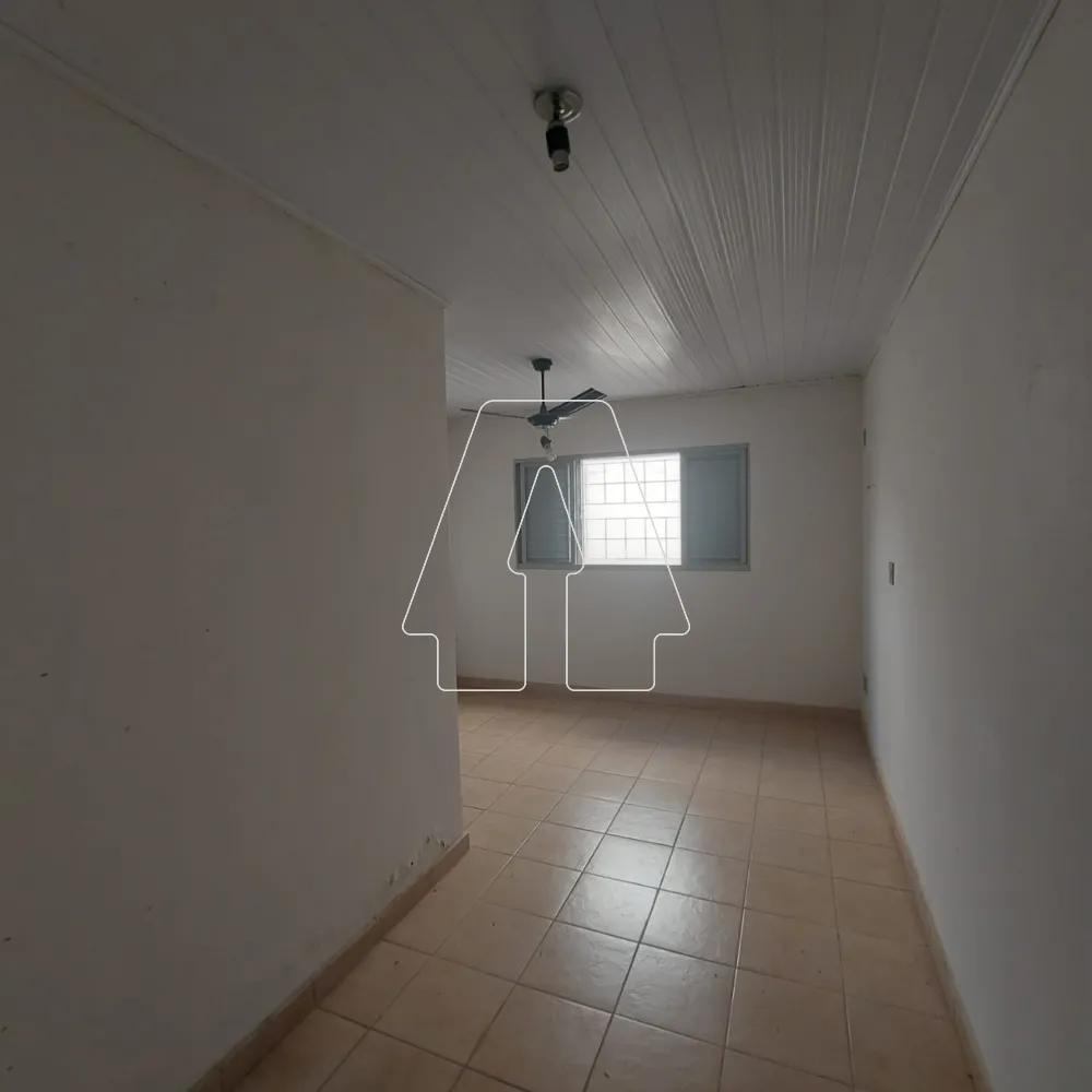 Comprar Casa / Residencial em Ara&ccedil;atuba R$ 300.000,00 - Foto 3