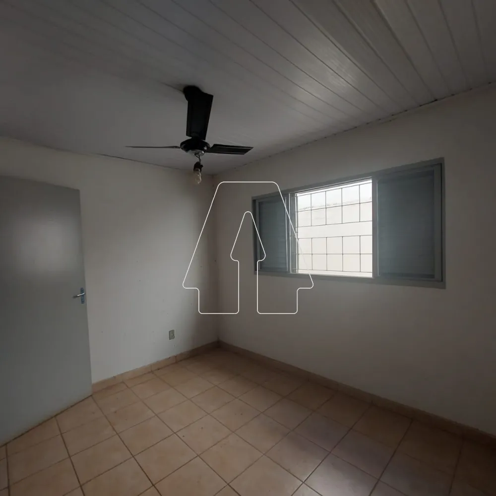 Comprar Casa / Residencial em Ara&ccedil;atuba R$ 300.000,00 - Foto 4