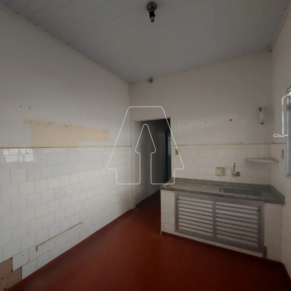 Comprar Casa / Residencial em Ara&ccedil;atuba R$ 300.000,00 - Foto 6