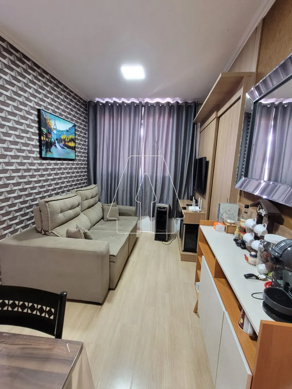 Comprar Apartamento / Padr&atilde;o em Ara&ccedil;atuba R$ 230.000,00 - Foto 1