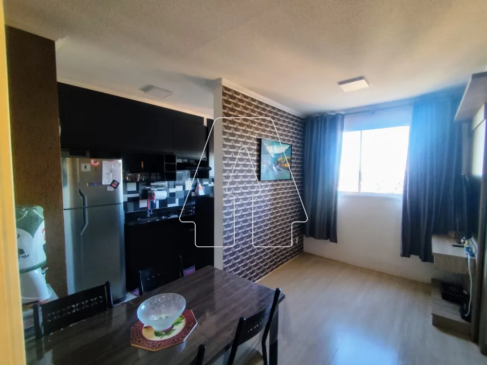 Comprar Apartamento / Padr&atilde;o em Ara&ccedil;atuba R$ 230.000,00 - Foto 4