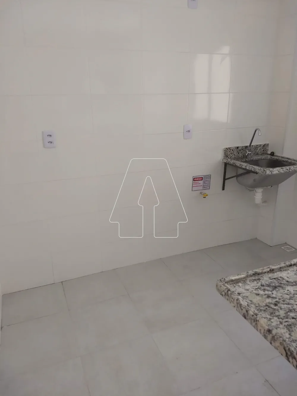 Comprar Apartamento / Padr&atilde;o em Ara&ccedil;atuba R$ 160.000,00 - Foto 6