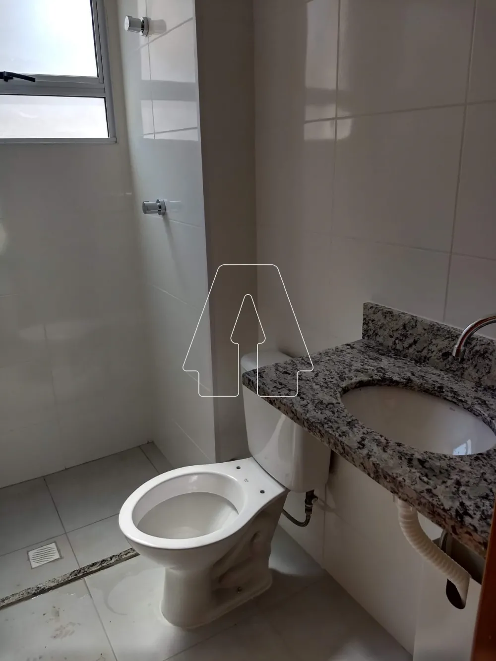 Comprar Apartamento / Padr&atilde;o em Ara&ccedil;atuba R$ 160.000,00 - Foto 5
