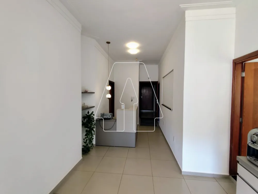 Comprar Comercial / Casa em Ara&ccedil;atuba R$ 900.000,00 - Foto 2