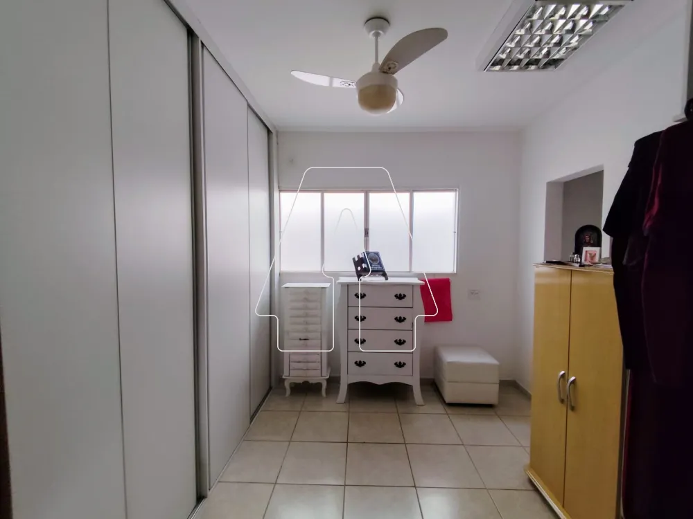 Comprar Comercial / Casa em Ara&ccedil;atuba R$ 900.000,00 - Foto 6