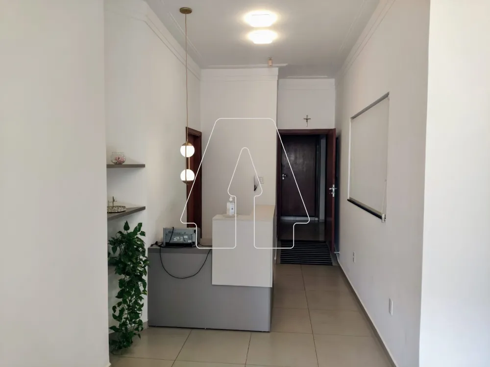 Comprar Comercial / Casa em Ara&ccedil;atuba R$ 900.000,00 - Foto 3