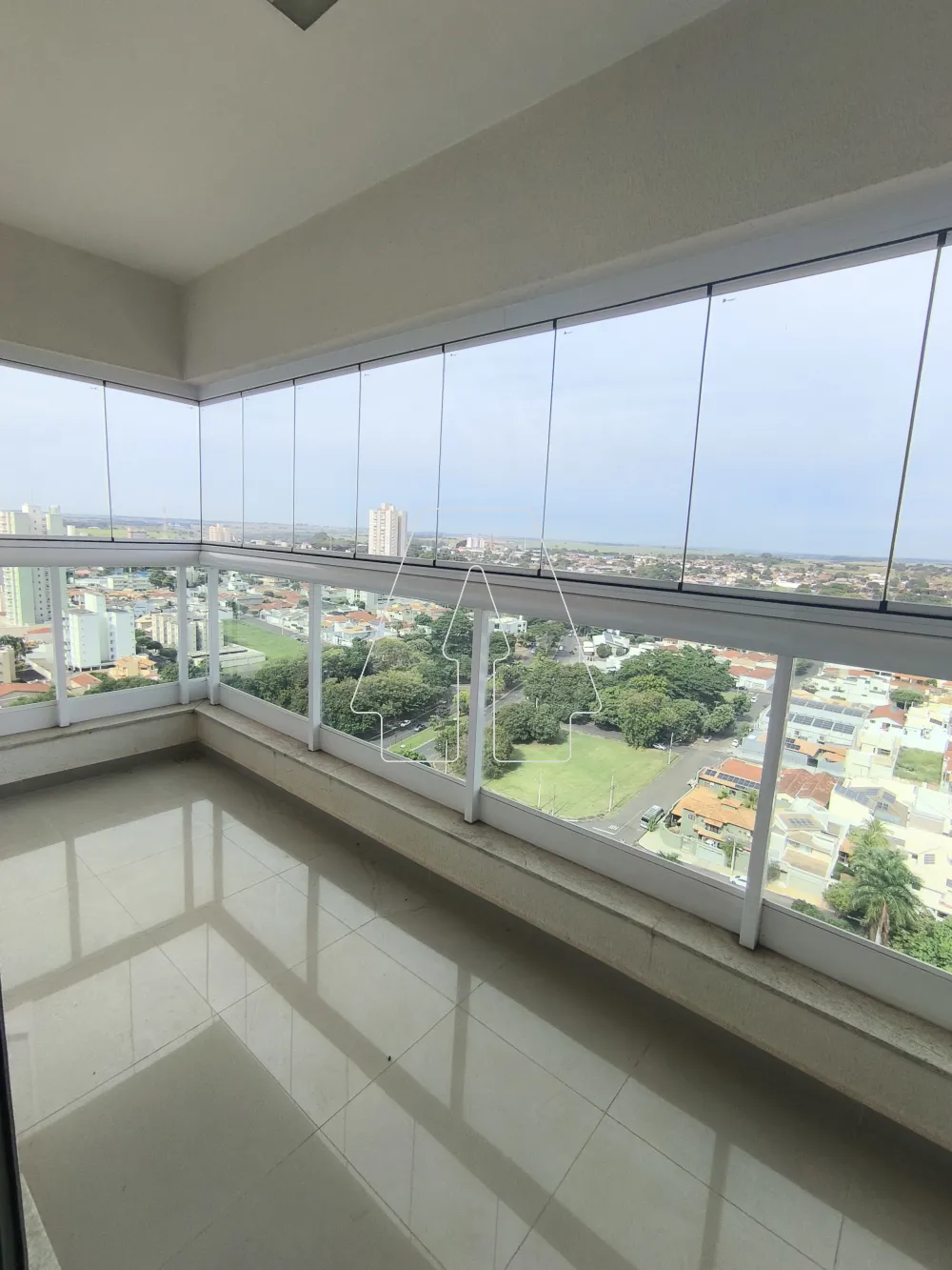 Alugar Apartamento / Cobertura em Ara&ccedil;atuba R$ 4.860,00 - Foto 7