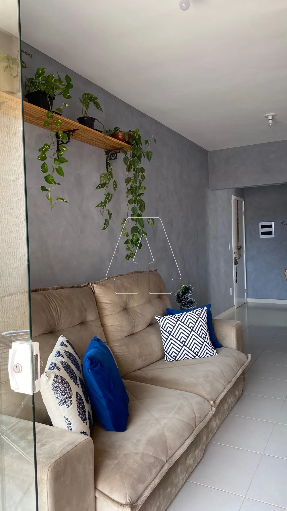 Comprar Apartamento / Padr&atilde;o em Ara&ccedil;atuba R$ 202.000,00 - Foto 1