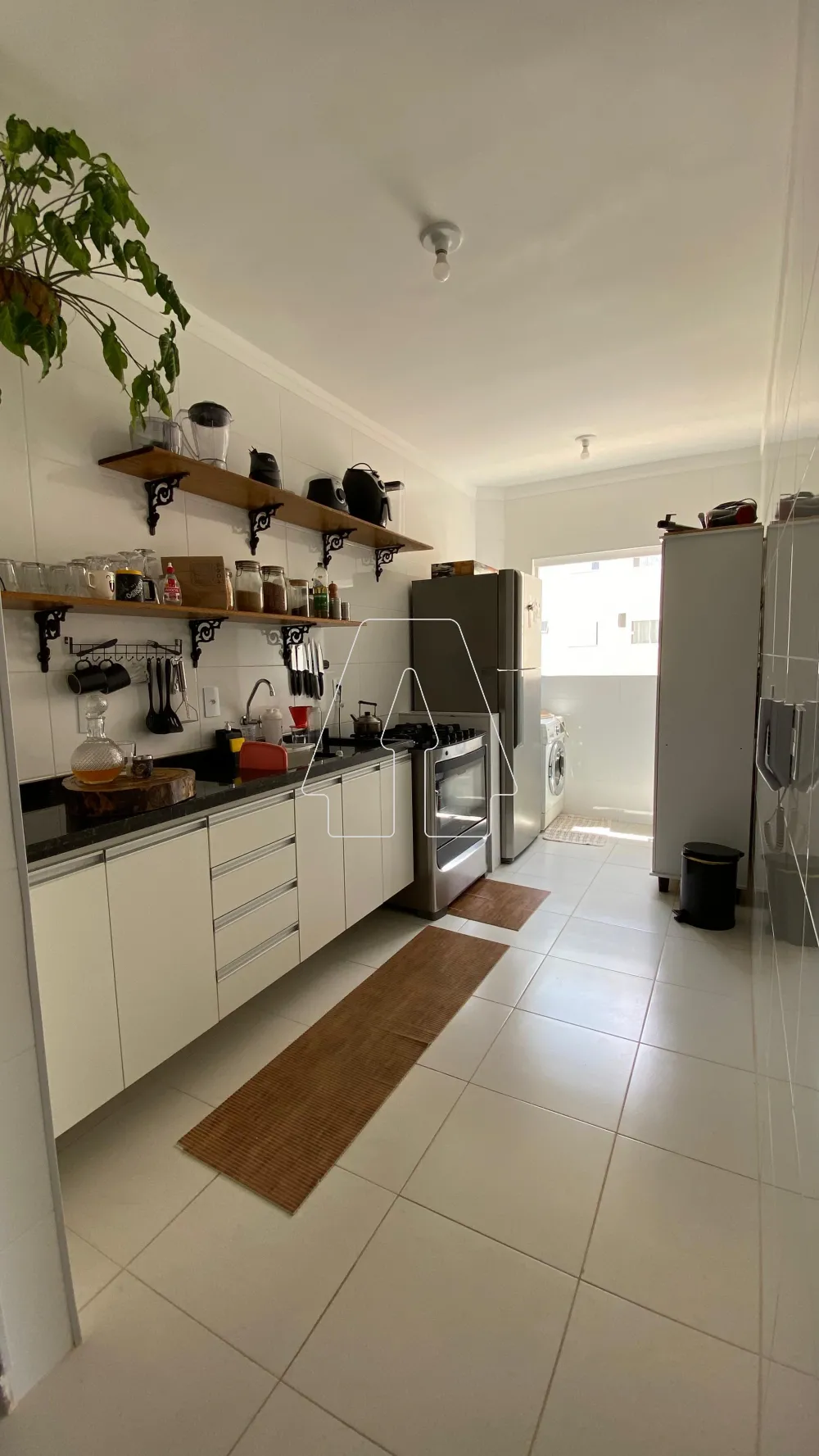 Comprar Apartamento / Padr&atilde;o em Ara&ccedil;atuba R$ 202.000,00 - Foto 3