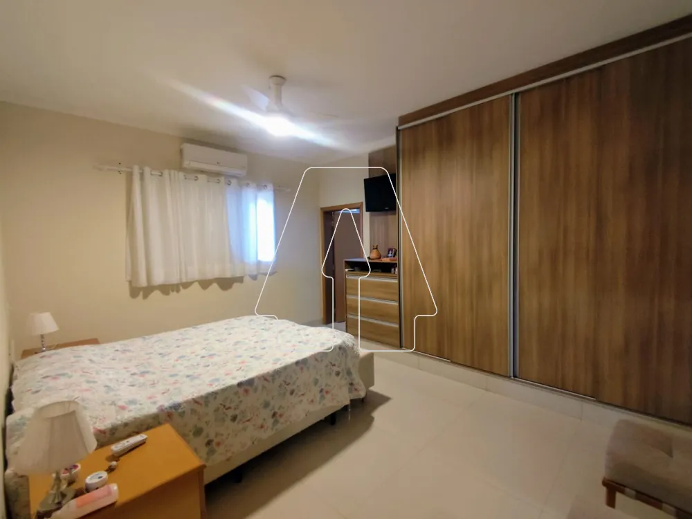 Comprar Casa / Condom&iacute;nio em Ara&ccedil;atuba R$ 1.450.000,00 - Foto 7
