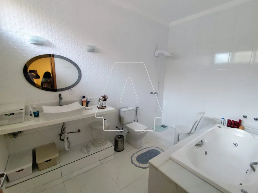 Comprar Casa / Condom&iacute;nio em Ara&ccedil;atuba R$ 1.450.000,00 - Foto 10