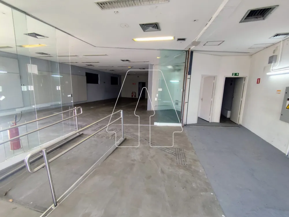 Alugar Comercial / Sal&atilde;o em Ara&ccedil;atuba R$ 12.000,00 - Foto 7