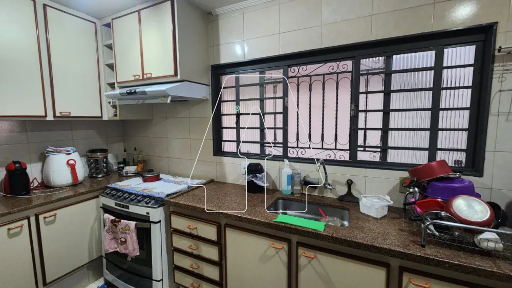 Comprar Casa / Residencial em Ara&ccedil;atuba R$ 480.000,00 - Foto 4