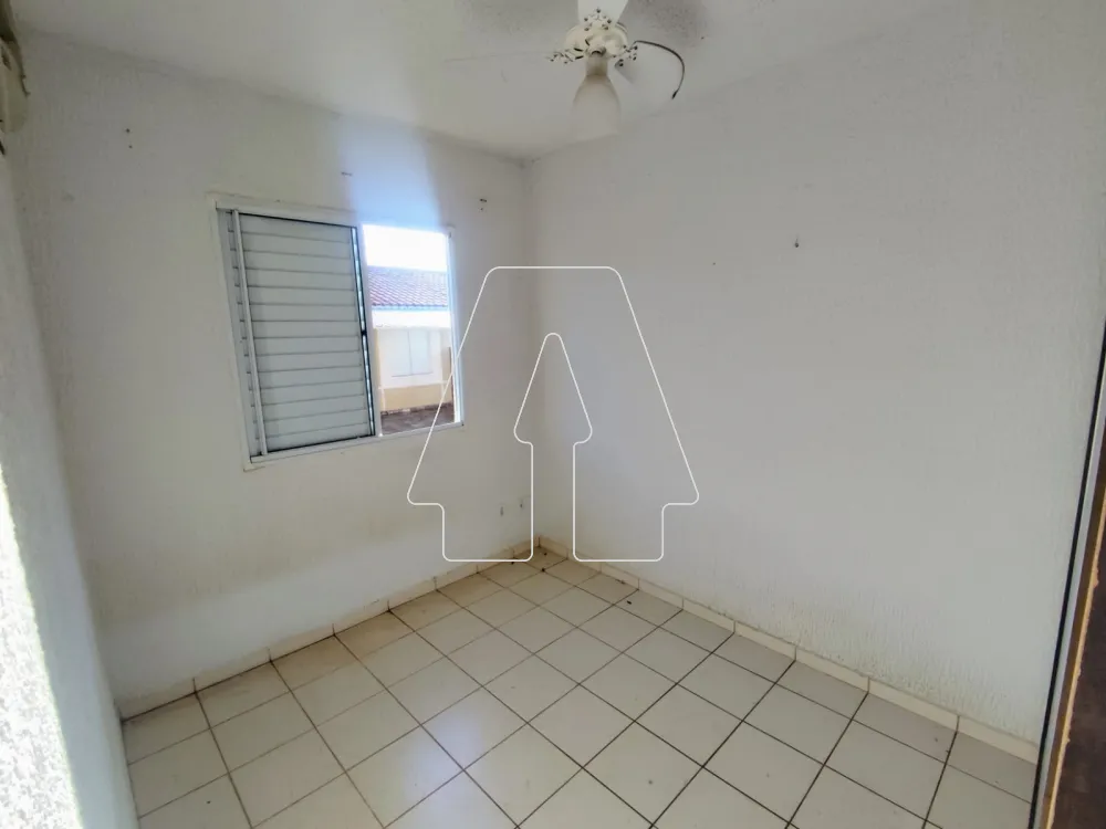 Comprar Casa / Condom&iacute;nio em Ara&ccedil;atuba R$ 170.000,00 - Foto 3