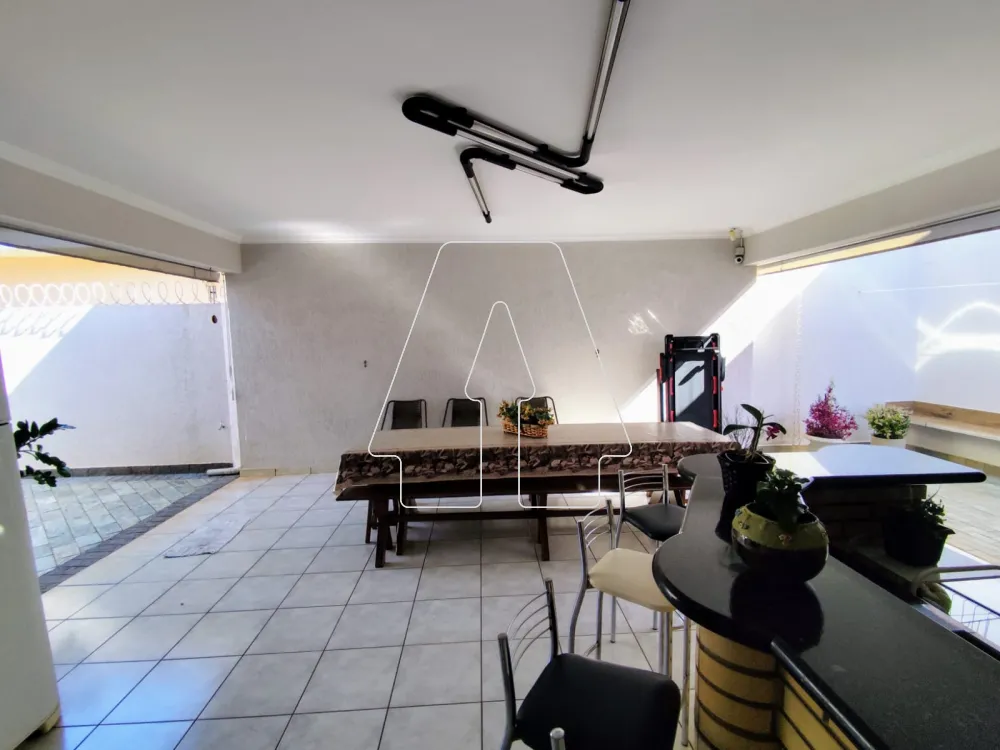 Comprar Casa / Residencial em Ara&ccedil;atuba R$ 600.000,00 - Foto 16