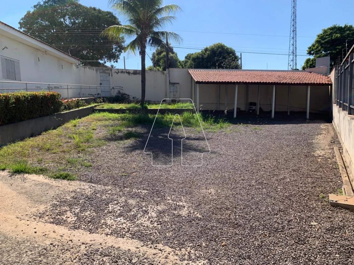 Alugar Comercial / Casa em Ara&ccedil;atuba R$ 12.000,00 - Foto 23