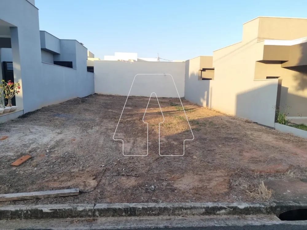 Comprar Terreno / Condom&iacute;nio em Ara&ccedil;atuba R$ 120.000,00 - Foto 1