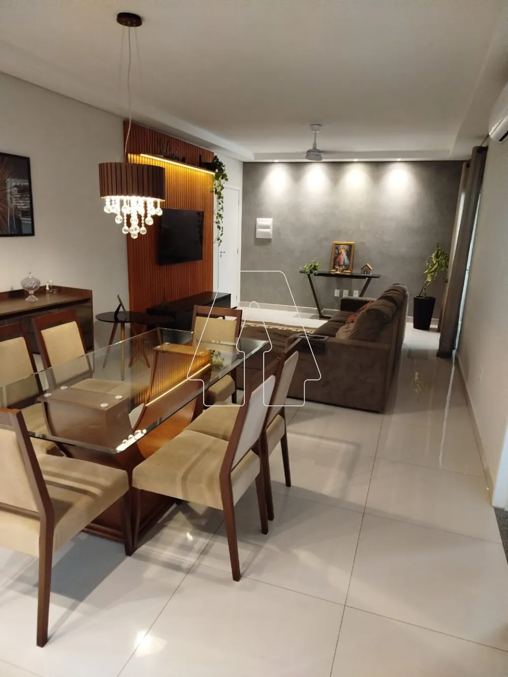Comprar Apartamento / Padr&atilde;o em Ara&ccedil;atuba R$ 520.000,00 - Foto 1