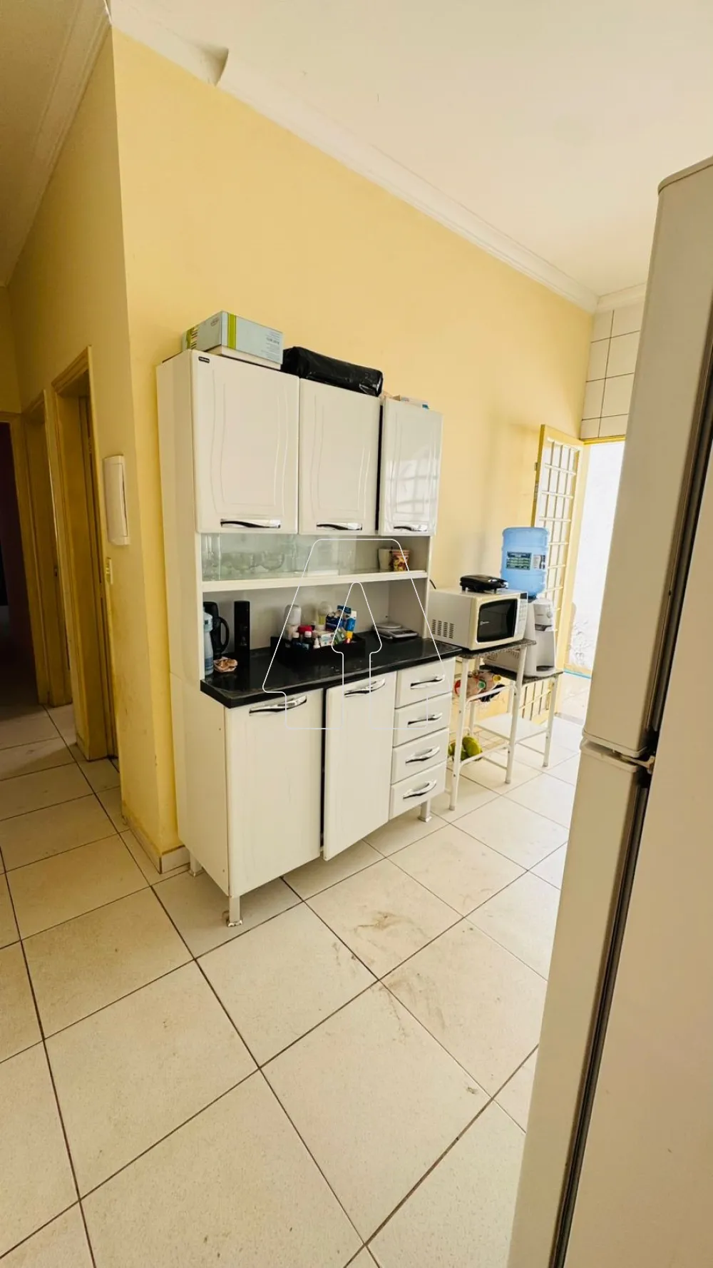 Comprar Casa / Residencial em Ara&ccedil;atuba R$ 240.000,00 - Foto 2