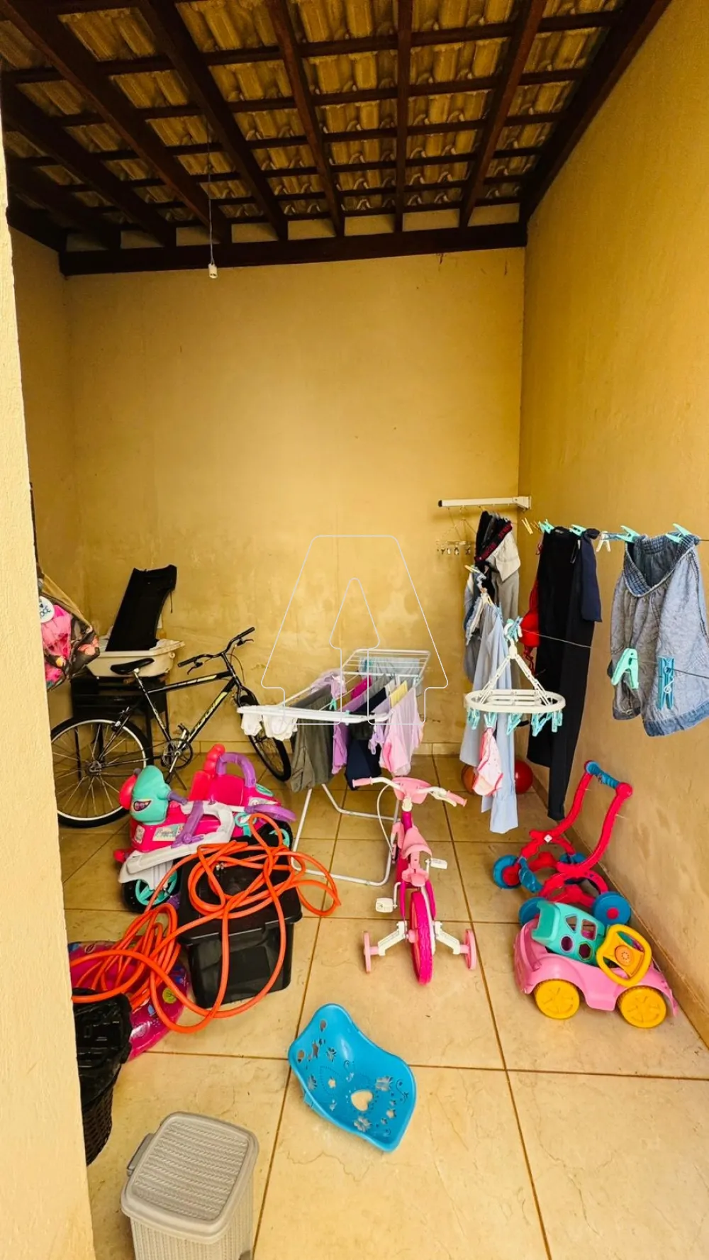 Comprar Casa / Residencial em Ara&ccedil;atuba R$ 240.000,00 - Foto 11