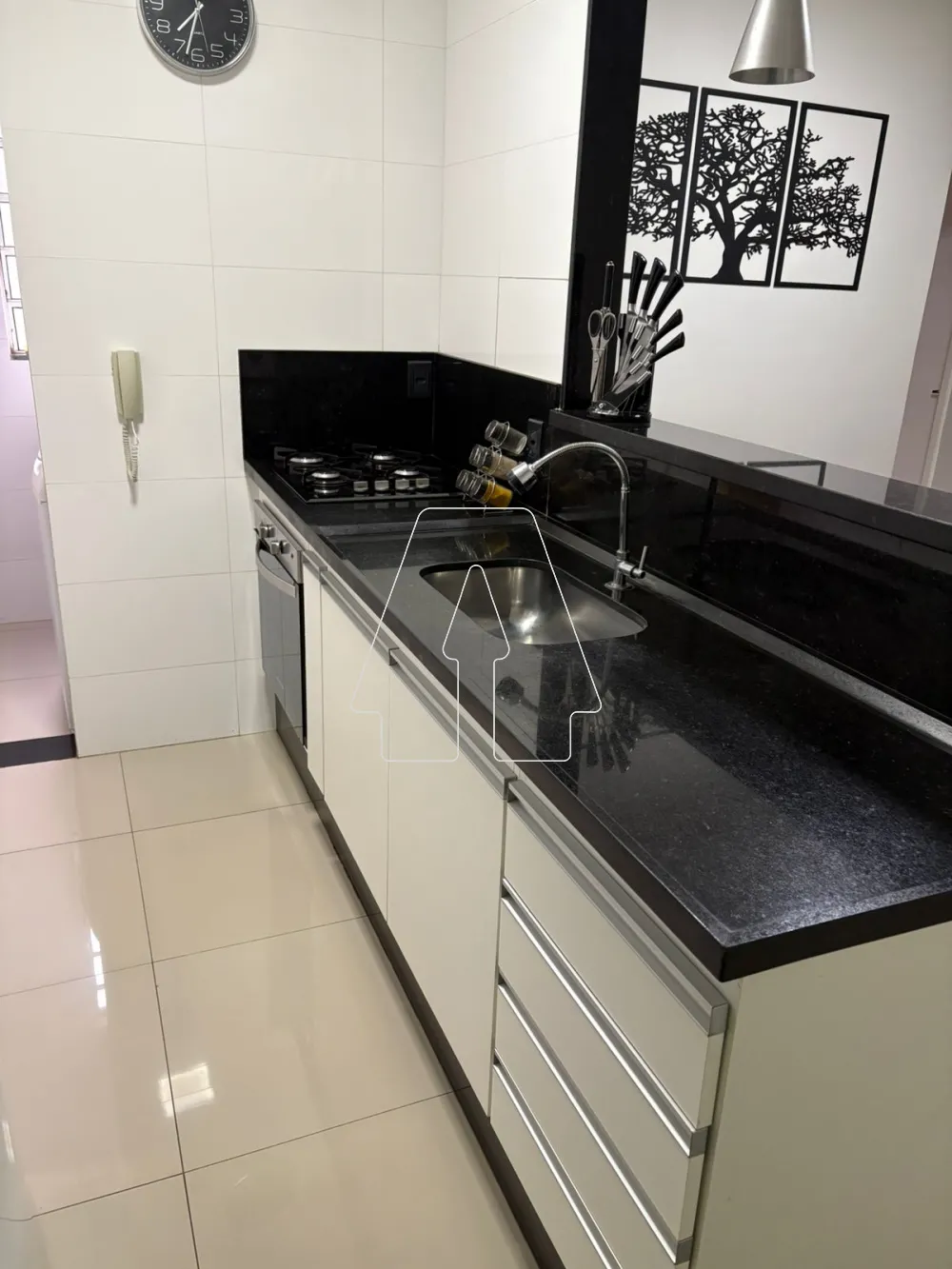 Comprar Apartamento / Padr&atilde;o em Ara&ccedil;atuba R$ 240.000,00 - Foto 4
