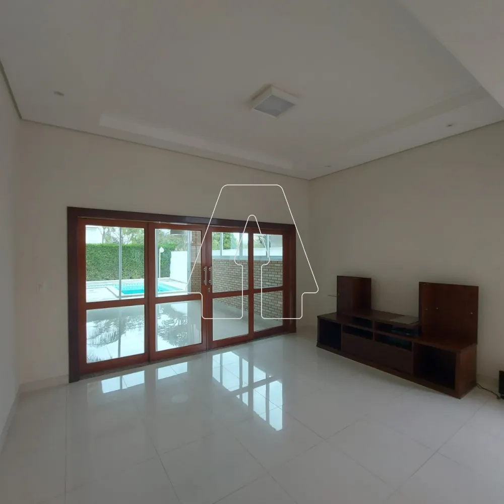Comprar Casa / Condom&iacute;nio em Ara&ccedil;atuba R$ 1.250.000,00 - Foto 1